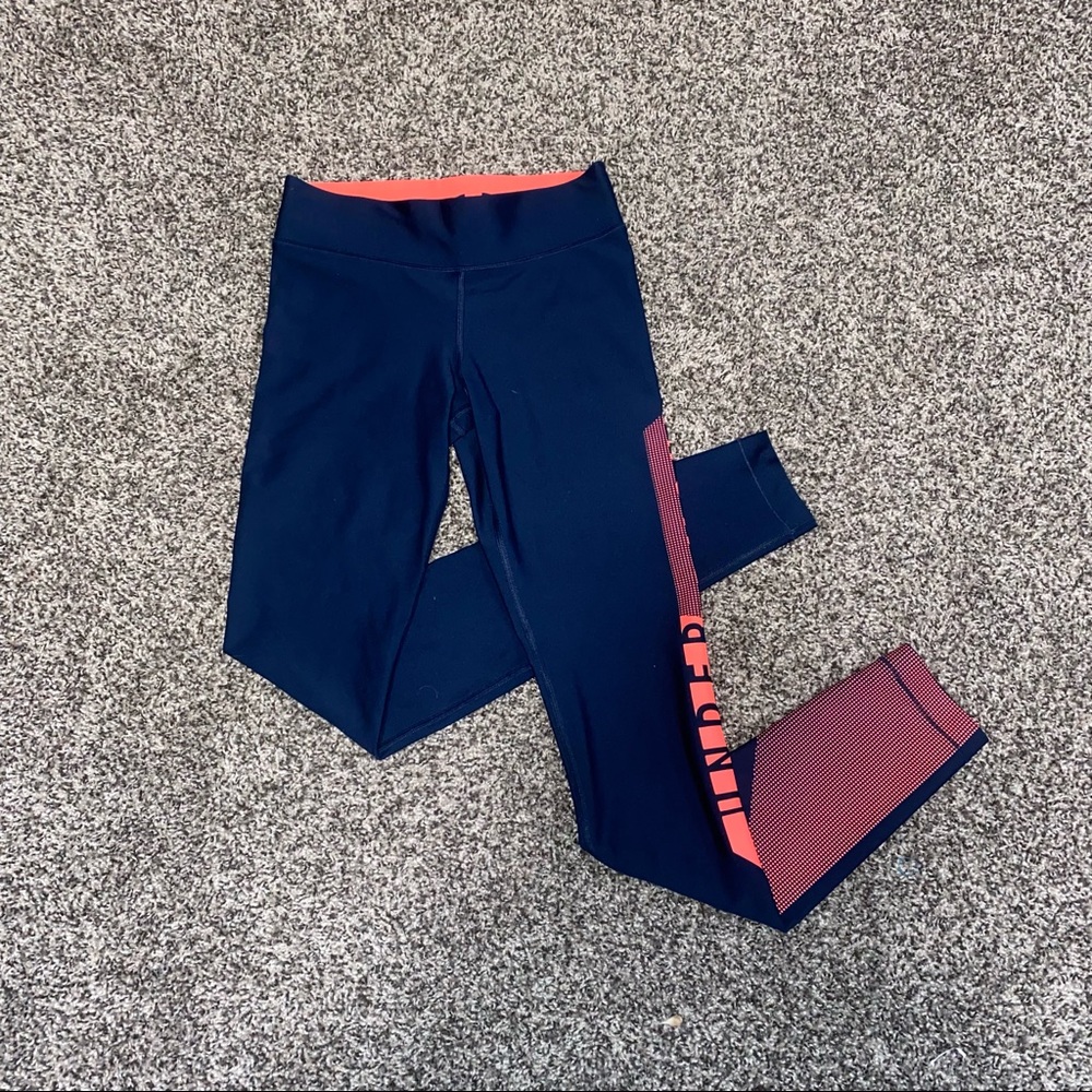 UA Heatgear compression leggings